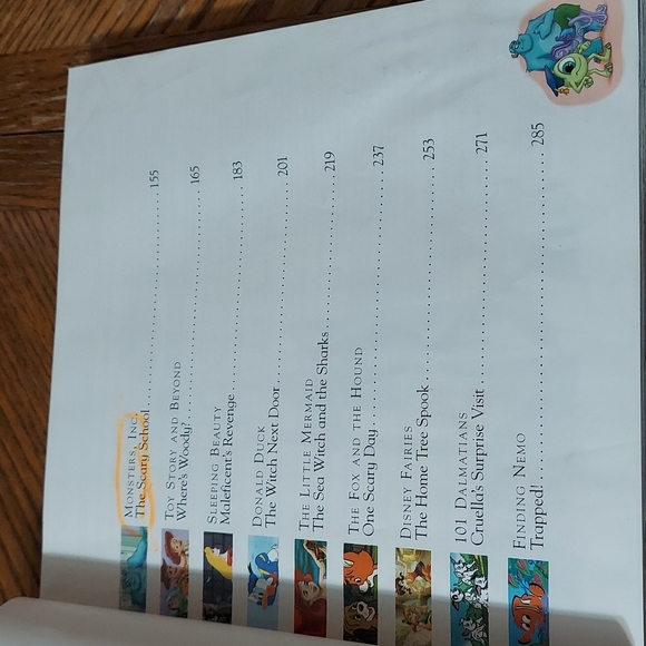 Disney Scary Storybook Collection - Picture 6 of 16